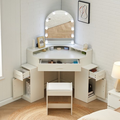 White mirred corner - white,